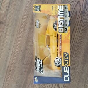 Dub City 1967 Shelby GT-500KR Die Cast Car